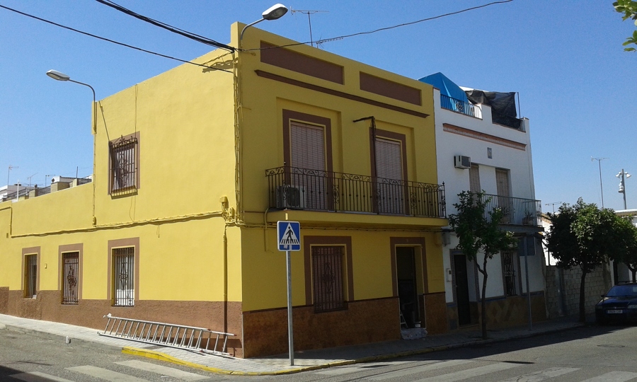 fachada y lateral