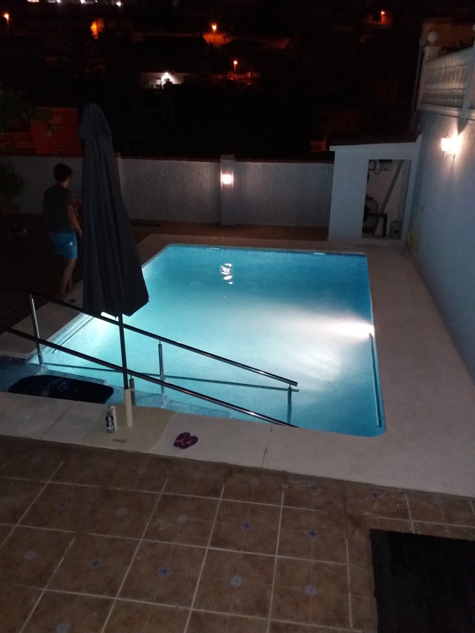 Foto piscina puesta en marcha