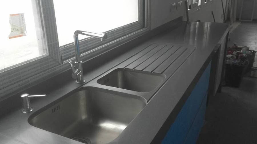 FREGADERO EN SILESTONE GRIS EXPO