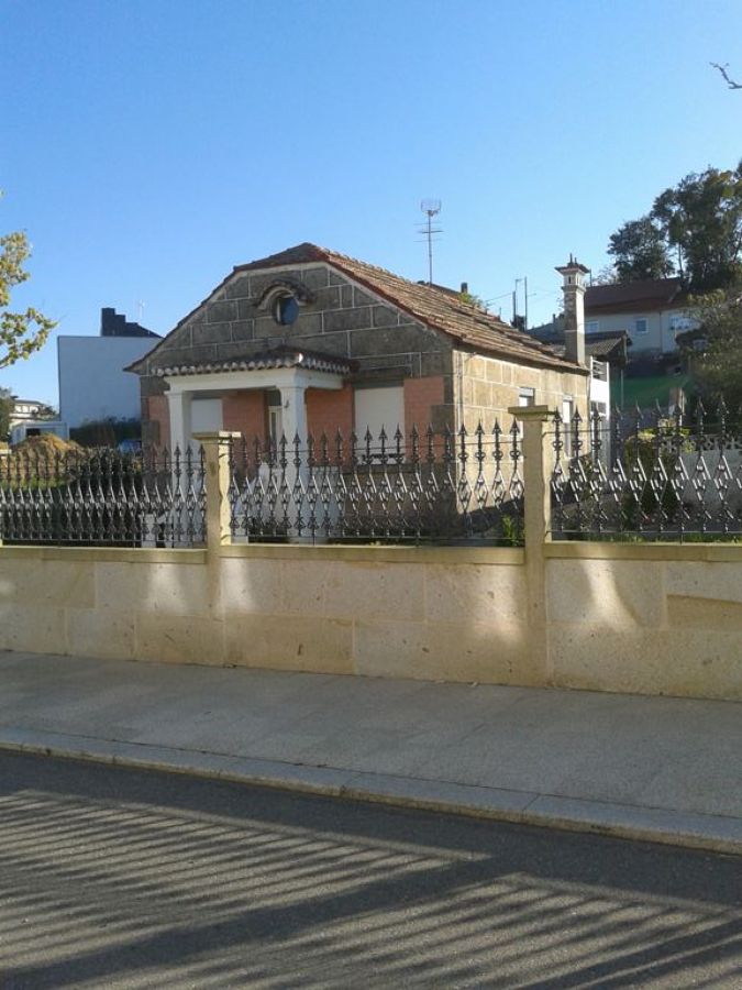FRONTAL VIVIENDA