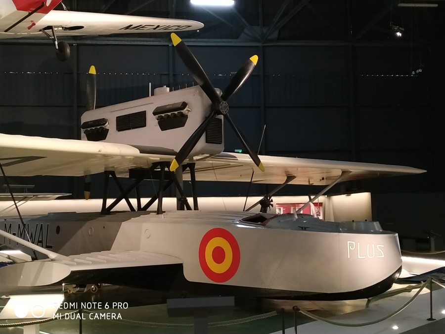 HIDRO AVION PLUS ULTRA