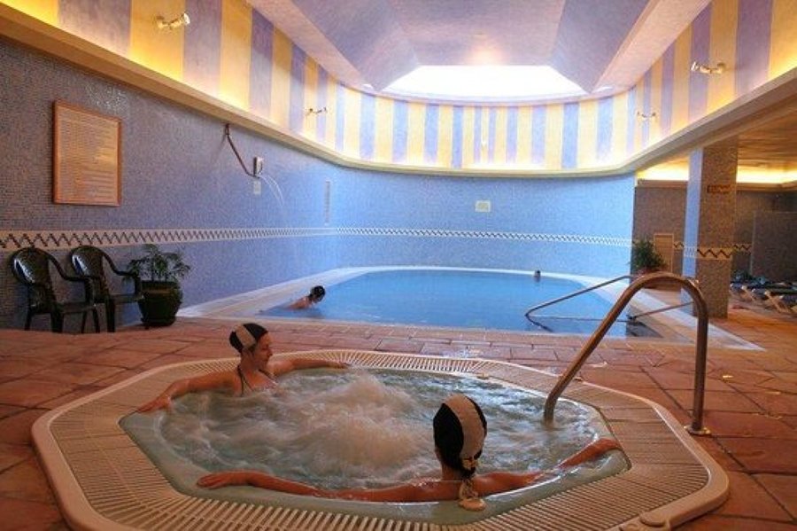 Hotel 2