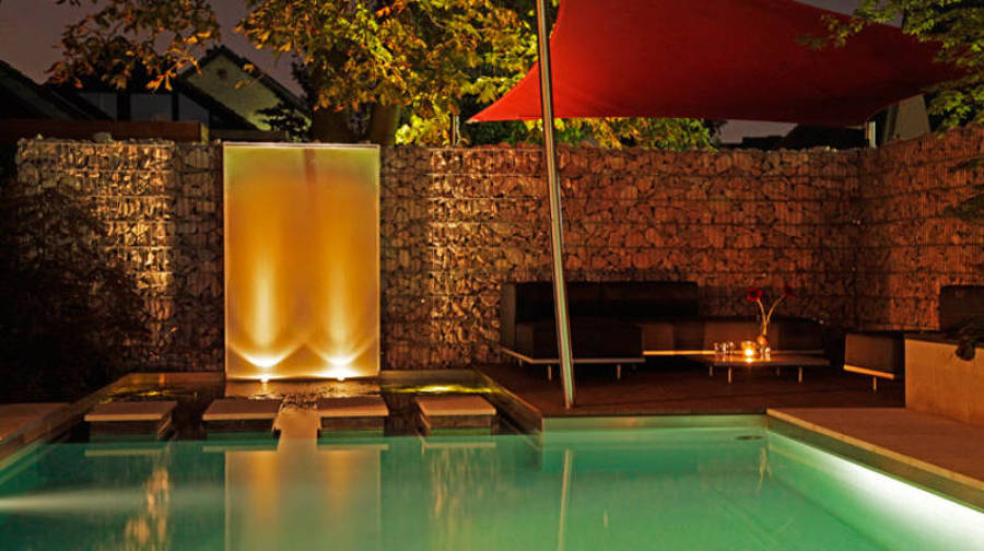 Fuentes Decorativas: un Oasis en Tu Terraza o Jardín | Ideas Jardineros