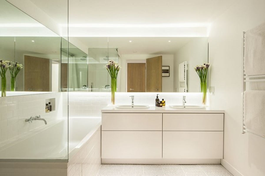 Foto: Iluminación en el Cuarto de Baño de Elenatorrente Díaz ... Foto: Iluminación en el Cuarto de Baño de Elenatorrente Díaz ...