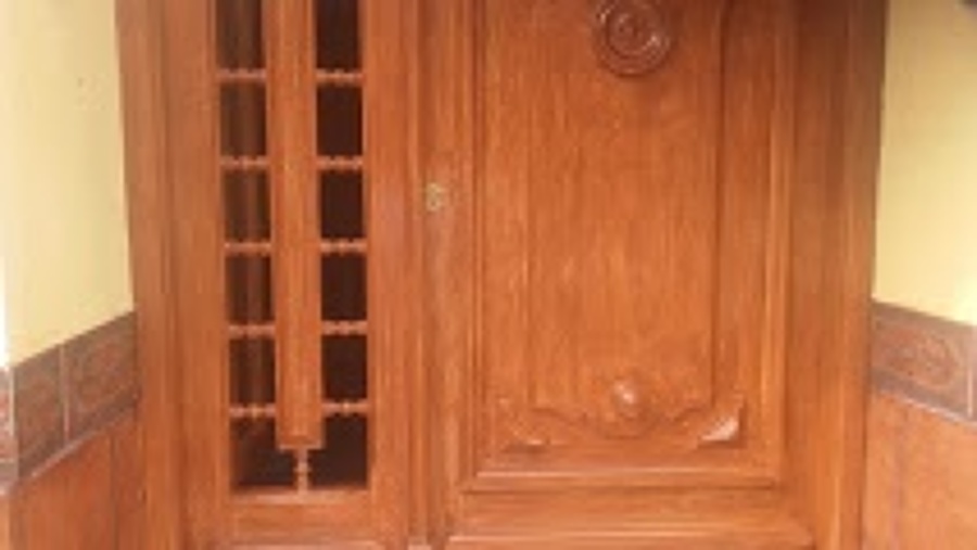 imitaciones de puestas esteriores de imitacion a madera 