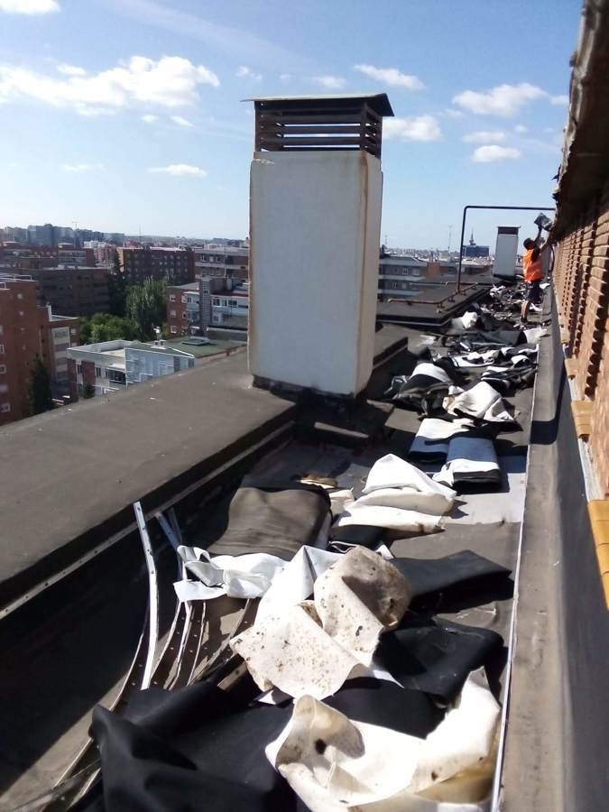 Impermeabilizacion de cubierta con fibra de vidrio y caucho liquido