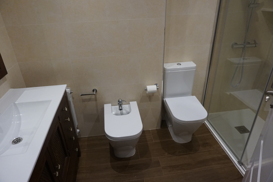 INODORO Y BIDET