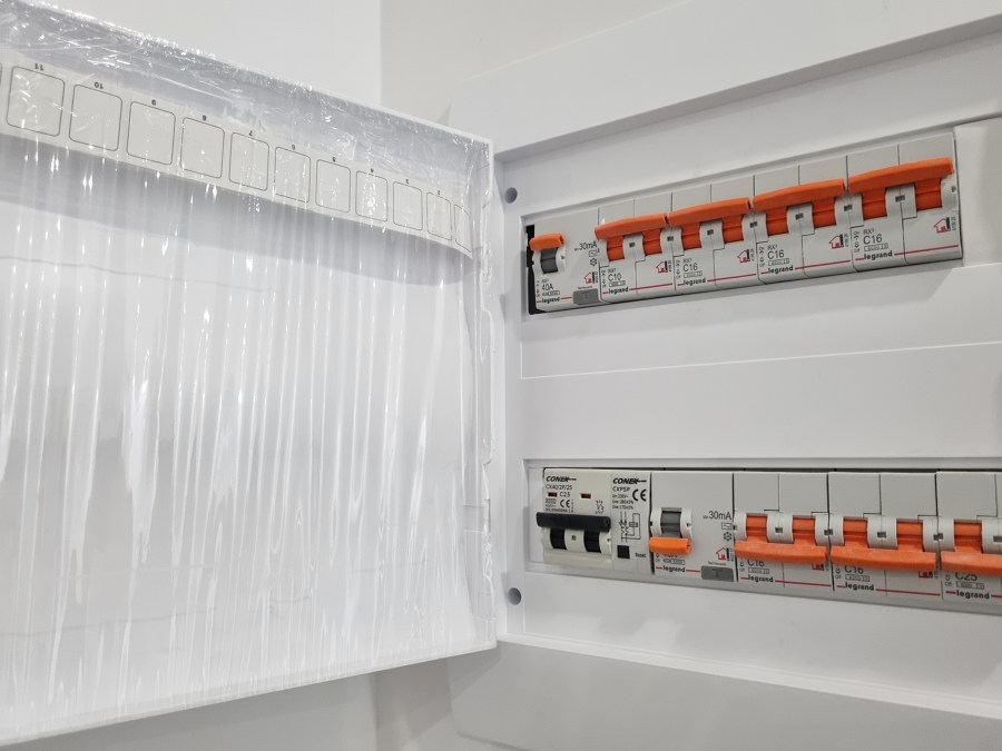 Instalació eléctrica nueva