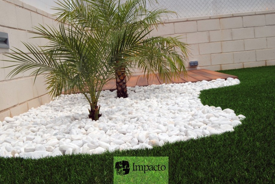 Instalacion de Cesped Artificial y Tarima de exterior sintética