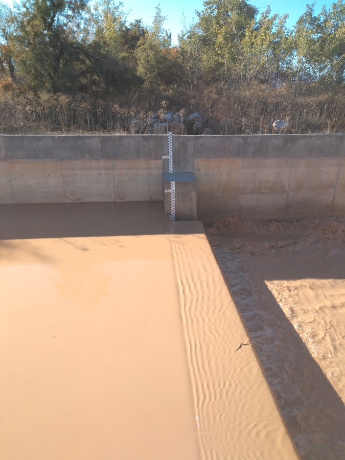 INSTALACION DE ESCALAS PARA MEDIDA NIVEL EMBALSES Y PRESAS