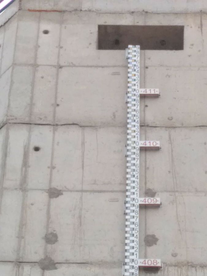 INSTALACION DE ESCALAS PARA MEDIDA NIVEL EMBALSES Y PRESAS
