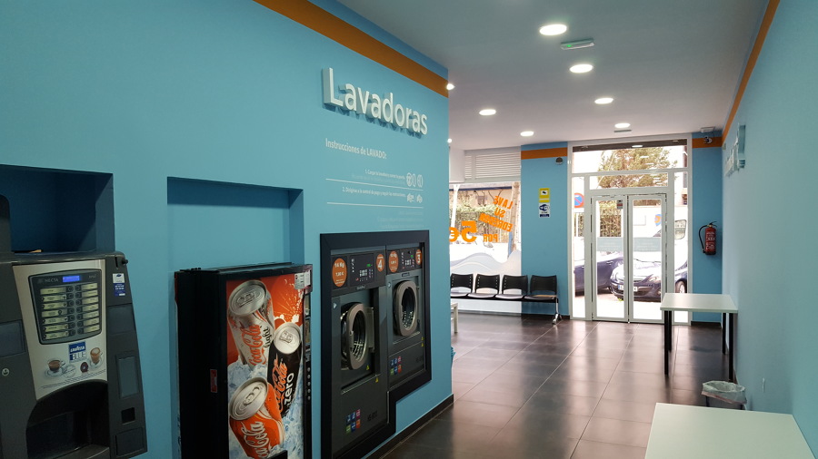 Interior local