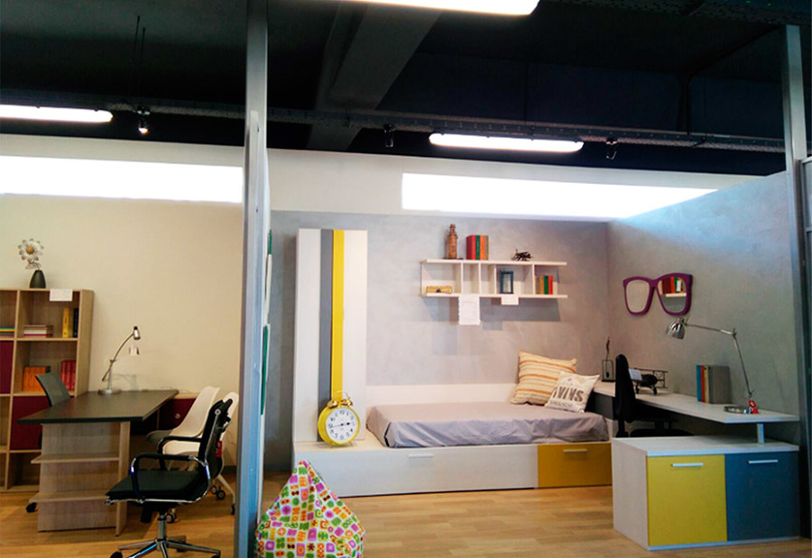 Interior06