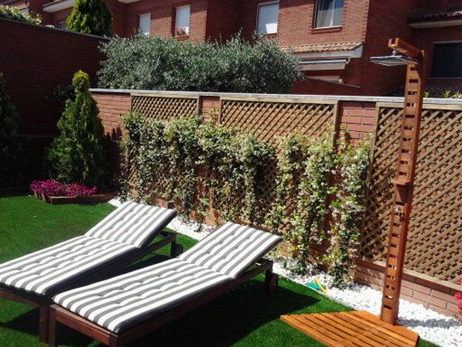 Foto: Jardín Sostenible Patio Interior.Empieza el Jardín de Cero. de