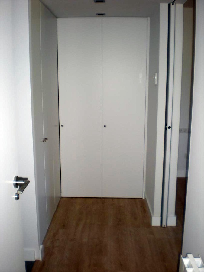 LACADO PUERTAS
