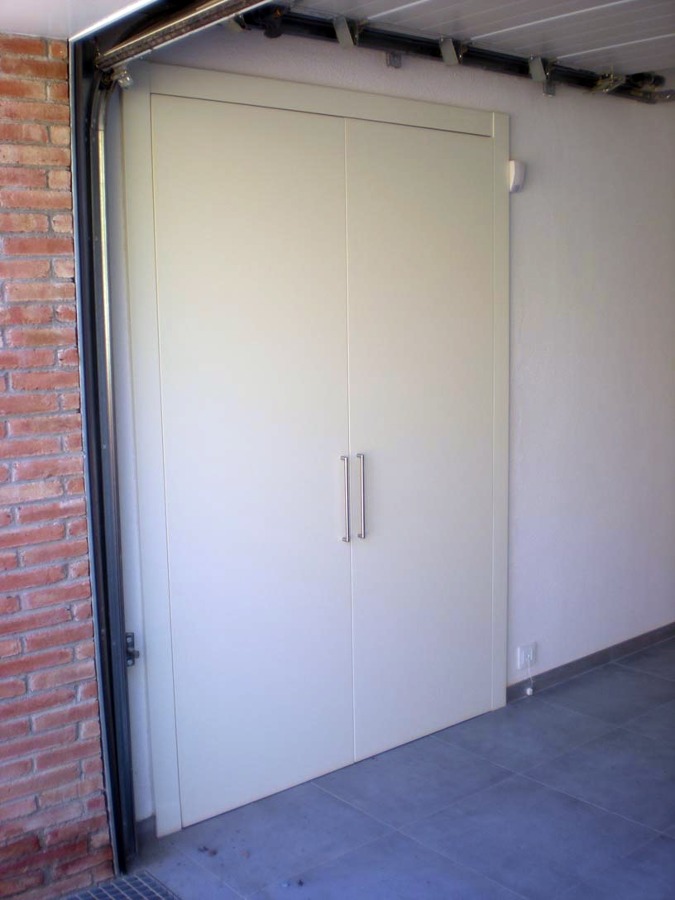 LACADO PUERTAS