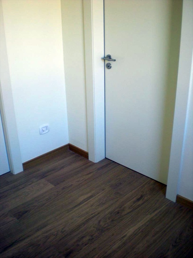 LACADO PUERTAS