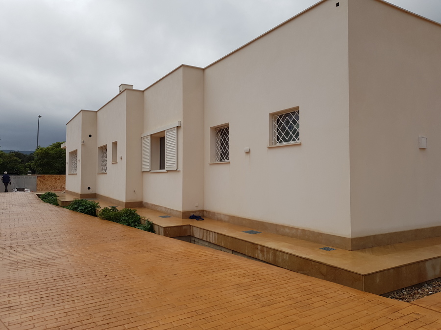 lateral de la casa