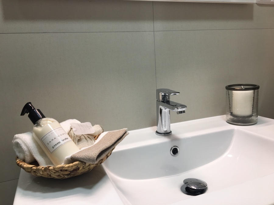 Lavabo de porcelana