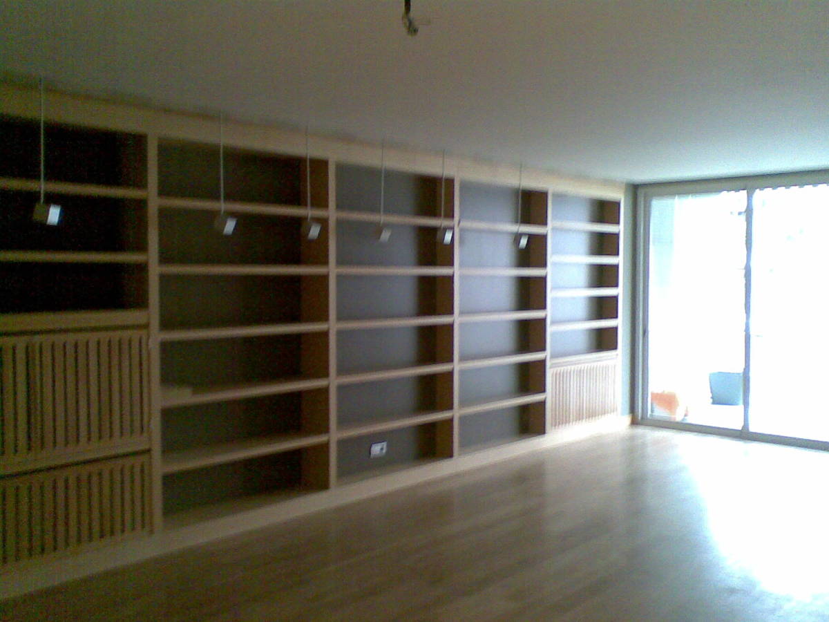 Librería de madera