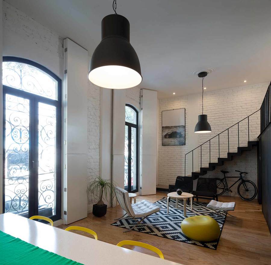 Loft en blanco y negro
