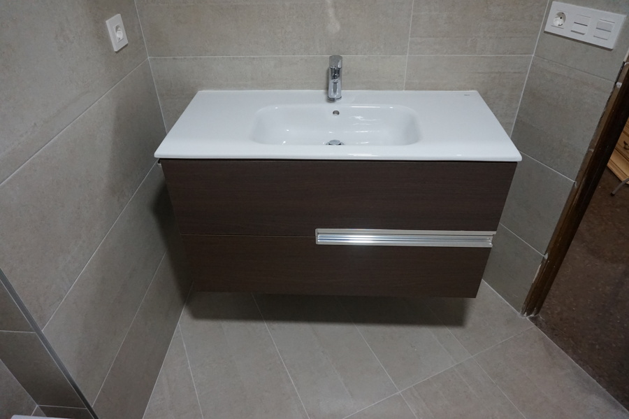 MUEBLE SUSPENDIDO