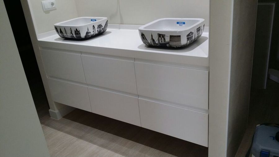 MUEBLES DE BAÑO