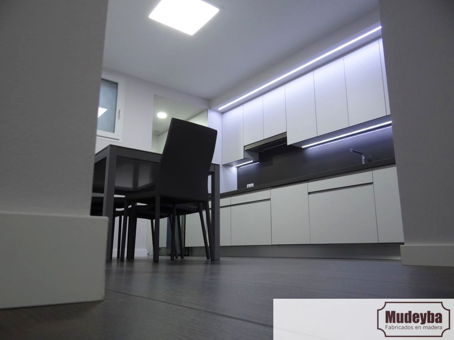MUEBLES DE COCINA