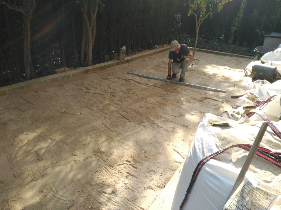 Foto: Nivelado del Terreno. de Jardineria Castañares #1613878 - Habitissimo