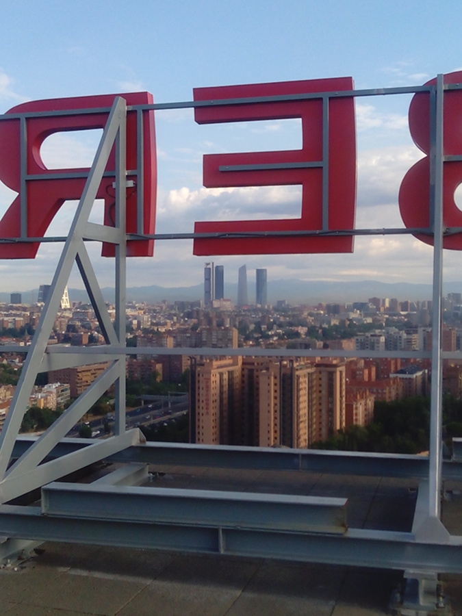 Colocación e Instalación de Tubo de Ventilación | Ideas Chimeneas