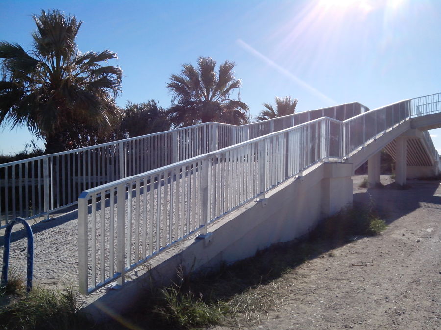 Pasarela peatonal V-21