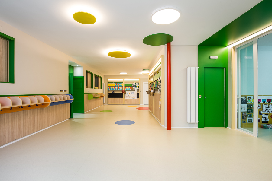 Pasillo escuela infantil
