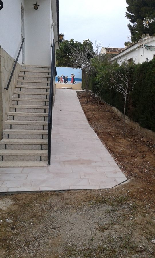 Pasillo terminado.