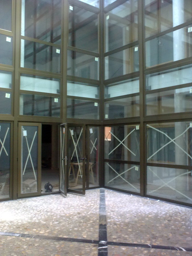 PATIO INTERIOR