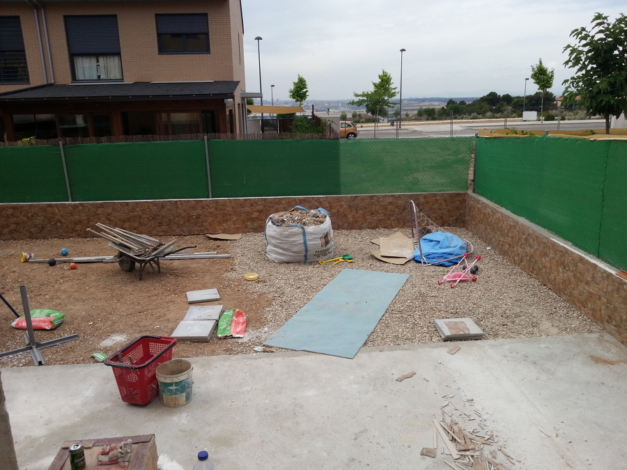 PATIO RUSTICO