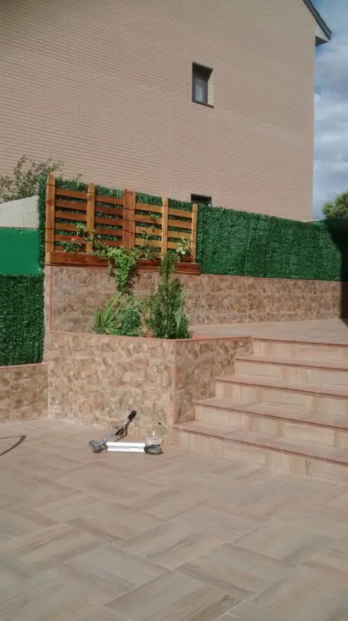 PATIO RUSTICO
