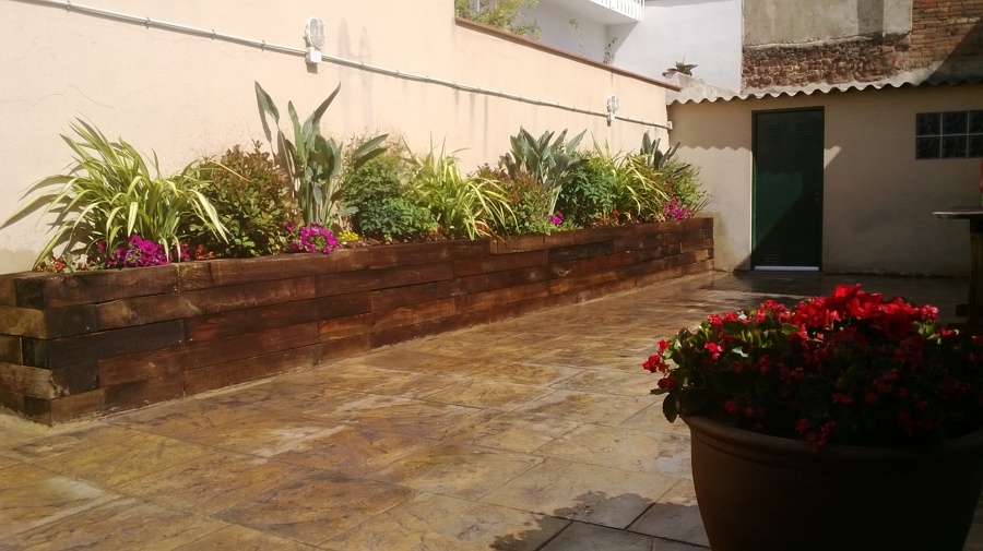 Foto: Jardín Sostenible Patio Interior.Empieza el Jardín de Cero. de