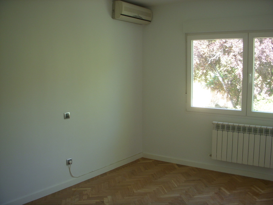 PINTURA-ESTANCIAS INTERIORES