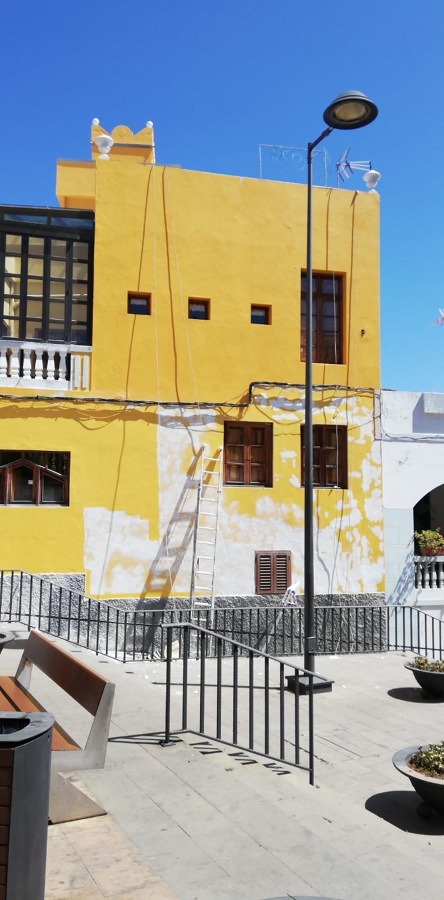 Pintura exterior de fachada reparación de superficies