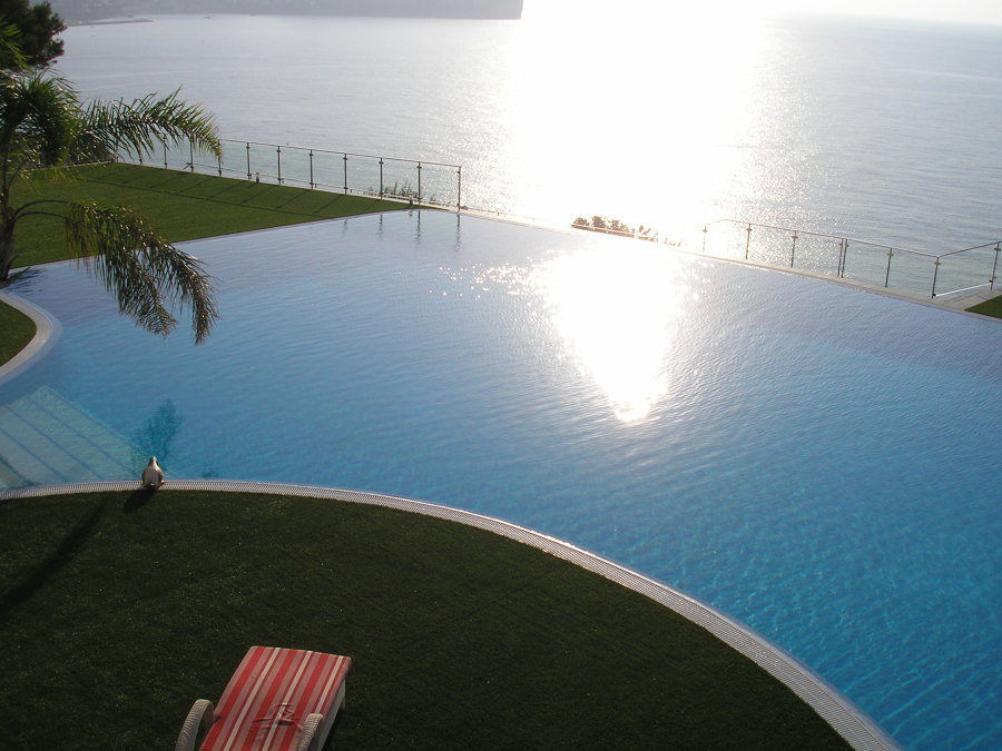 PISCINA DE DISEÑO