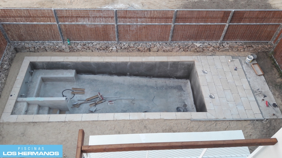 Foto: Piscina Gunitada de Piscinas Los Hermanos #1667124 - Habitissimo