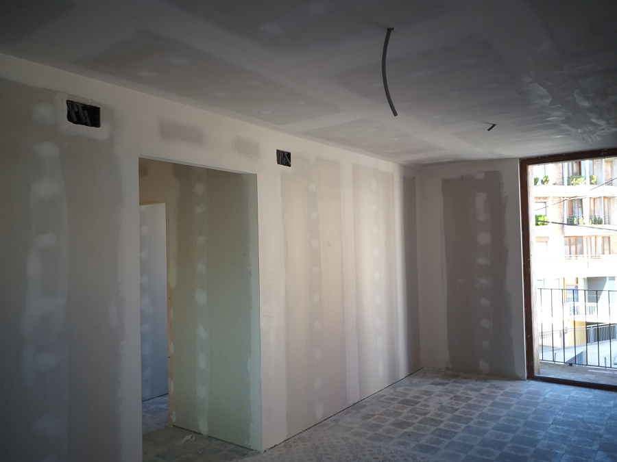 Reforma de Techos y Pladur Piso Entero en Olot | Ideas Yeseros