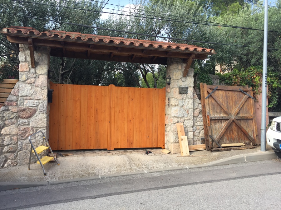 PORTON ANTES DE COLOCAR EL HERRAJE
