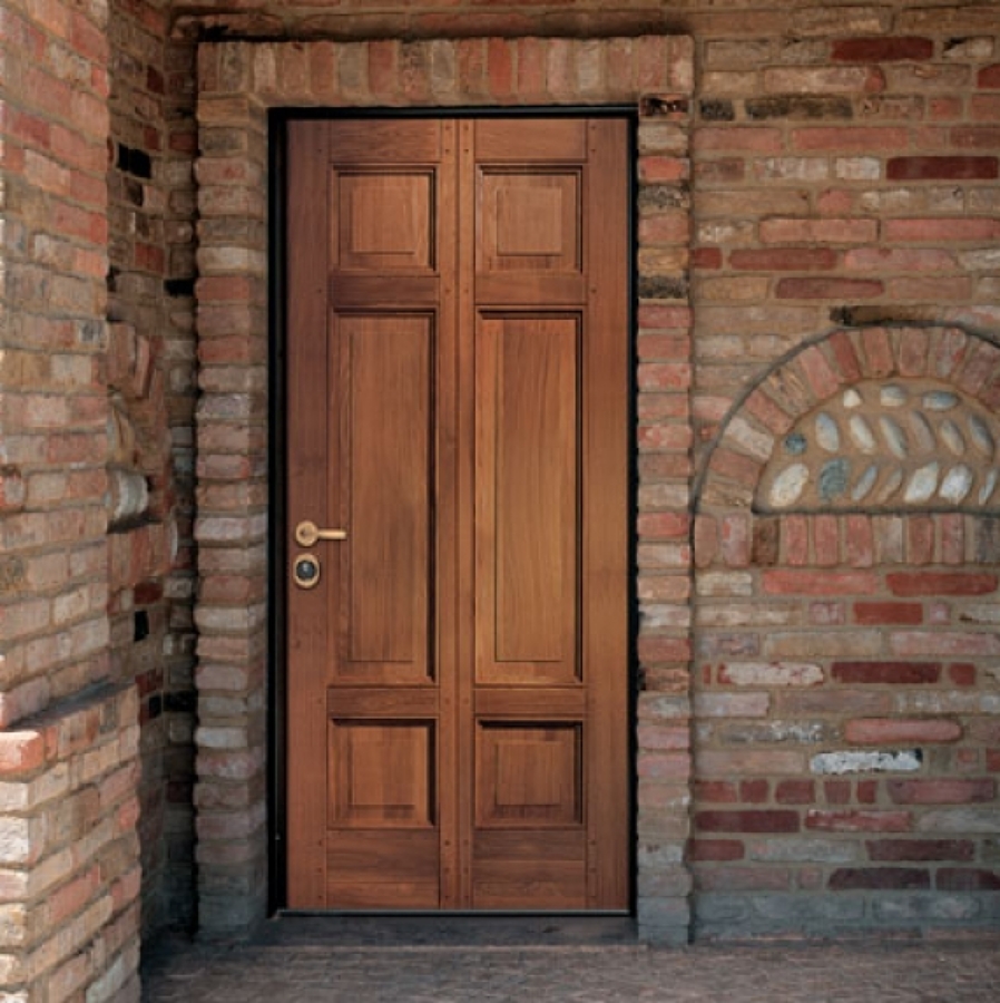 Puerta acorazada