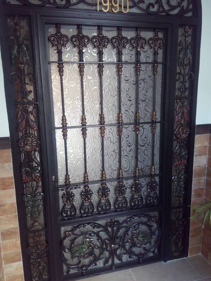 Puerta de calle 