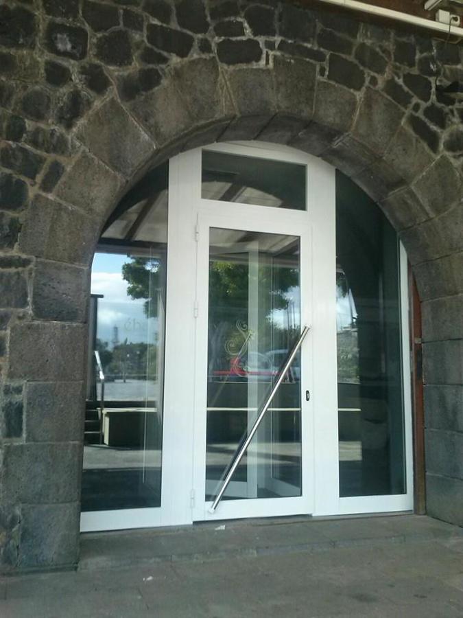 puerta de local