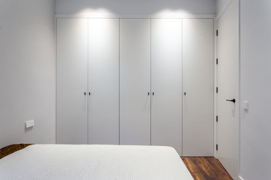 PUERTAS Y ARMARIOS, CARPINTERÍA MADERA