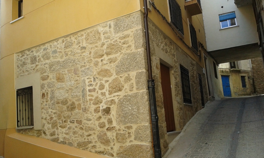REFORMA DE FACHADA EN VIVIENDA
