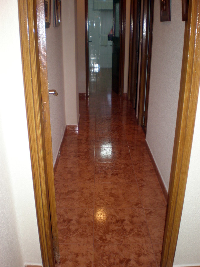 REFORMA DE SUELO DE PASILLO