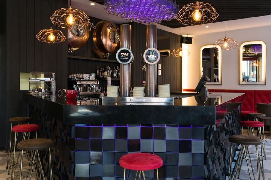 Reforma vinoteca a bodeguilla en Carballo (A Coruña)